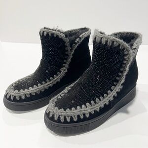 Blando Black Jeweled Suede Fur Booties Boots Snow Size 8.5